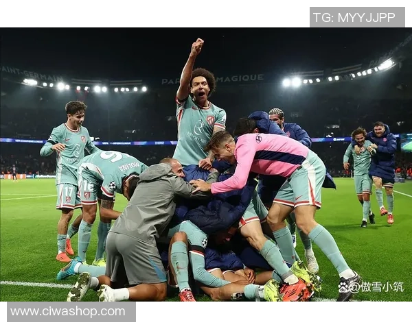 欧冠小组赛精彩对决曼城与巴黎圣日耳曼谁能赢得胜利